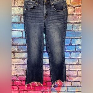 3/$20 Women's Cropped Blue Jeans